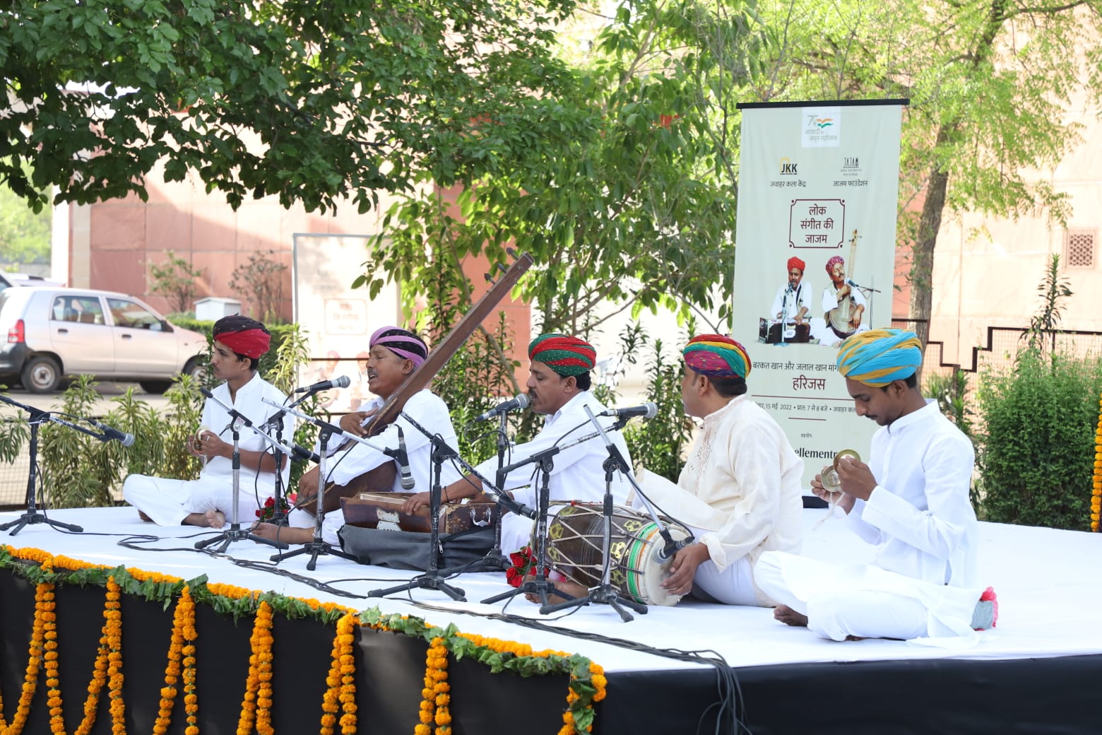 The melodious performance of folk music at JKK enthralled the audience